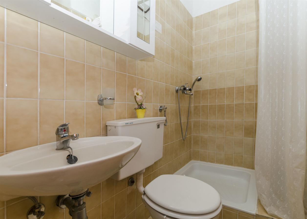 Apartment Boris Gornja Brela Экстерьер фото